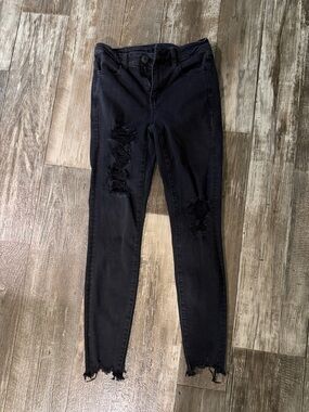 American Eagle Outfitters Black Distressed Skinny Jeans